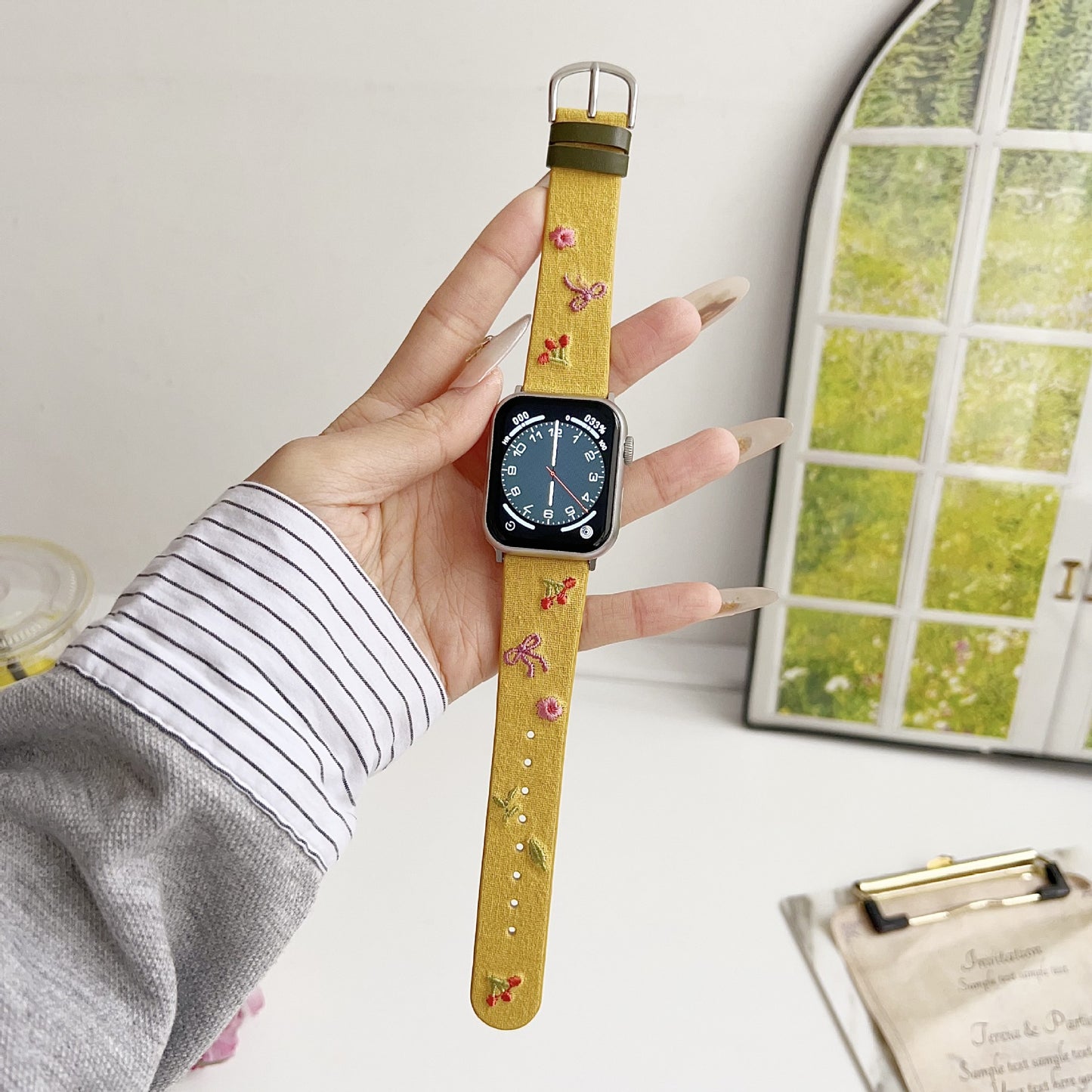 Pallaband™️ Bow cherry thorn leather strap - ANI-TECH